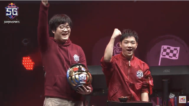 あめみや たいよう選手“Red Bull 5G 2021 FINALS”優勝！PUZZLEジャンルで三連覇達成！のサブ画像2_左から　なしー選手 ／ あめみや たいよう選手